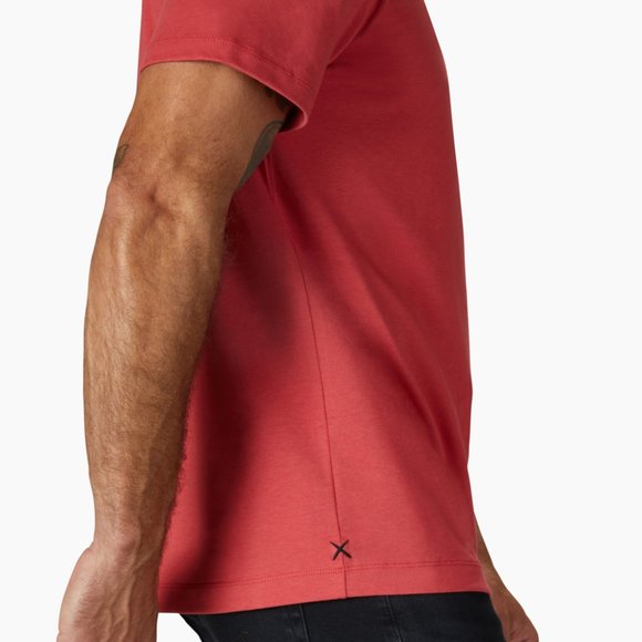 Cuts Clothing Rival tee (CUTS Print) - Poinsettia - Picture 5 of 6